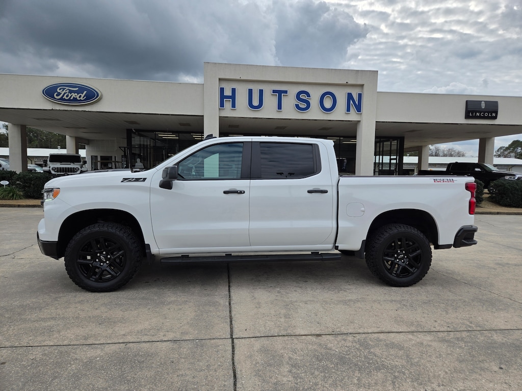 Used 2023 Chevrolet Silverado 1500 LT Trail Boss 4WD Truck Crew Cab