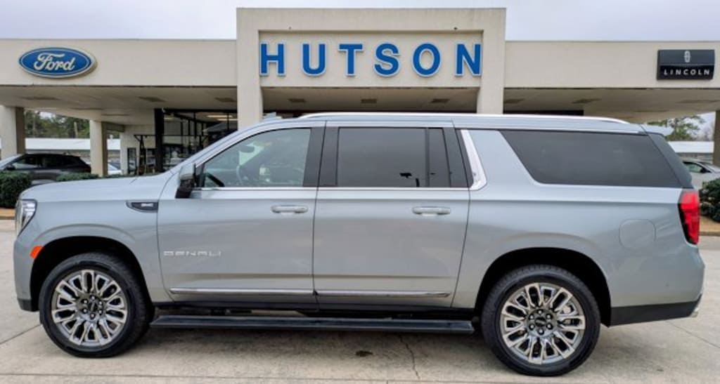 Used 2024 GMC Yukon XL Denali Ultimate 4WD SUV
