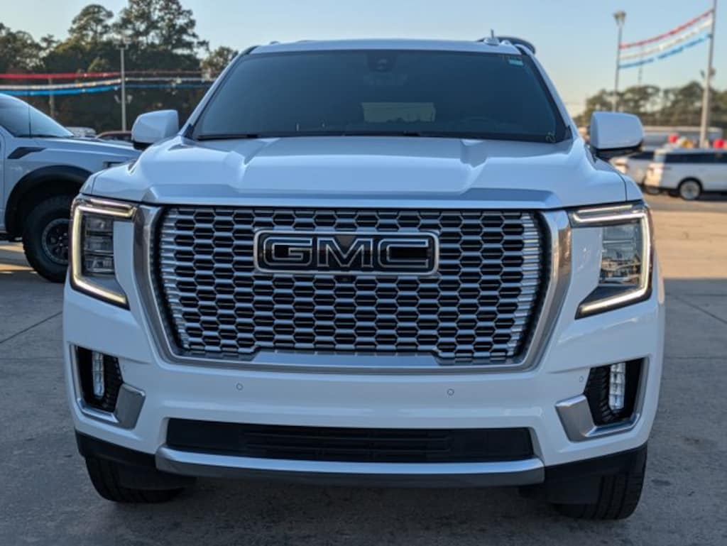 Used 2022 GMC Yukon Denali 4WD SUV