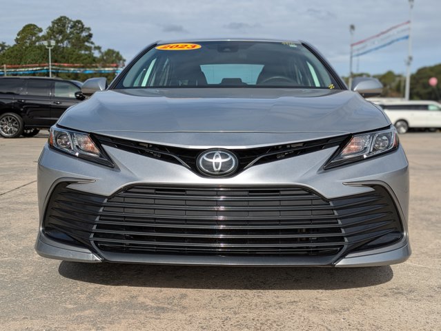 2023 Toyota Camry LE photo 3