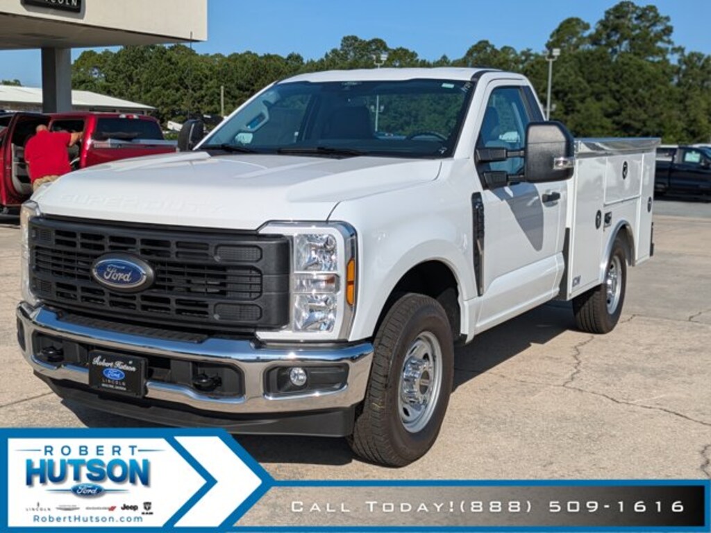 New 2025 Ford F-250 XL RWD Truck Regular Cab