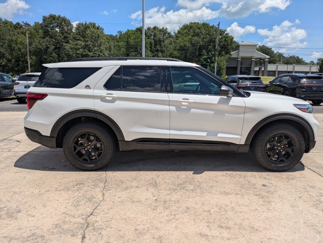2022 Ford Explorer Timberline photo 4