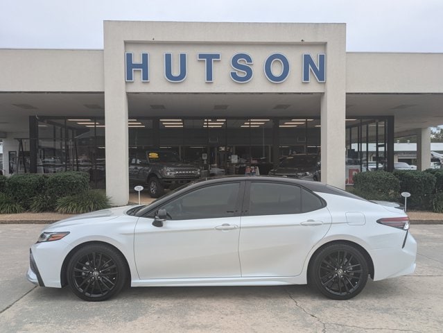 2022 Toyota Camry XSE's photo