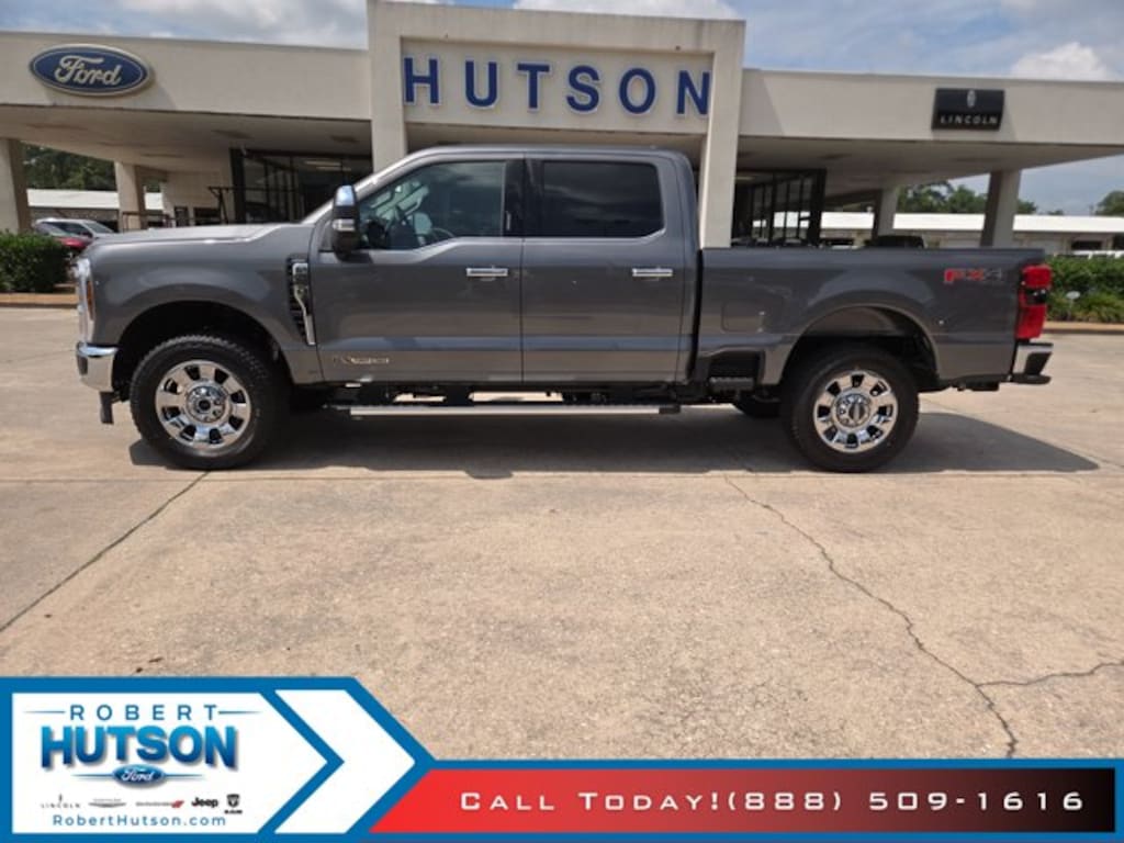 New 2026 Ford Super Duty F-250® Lariat® Truck Crew Cab