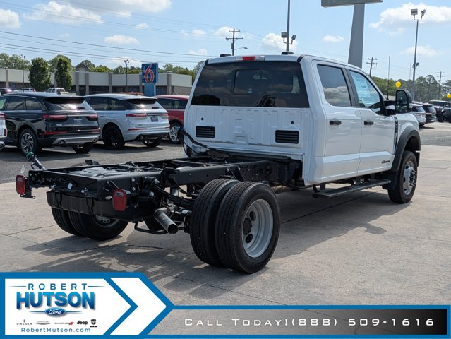 2025 Ford F-450 Super Duty Chassis Cab XL - Photo 4