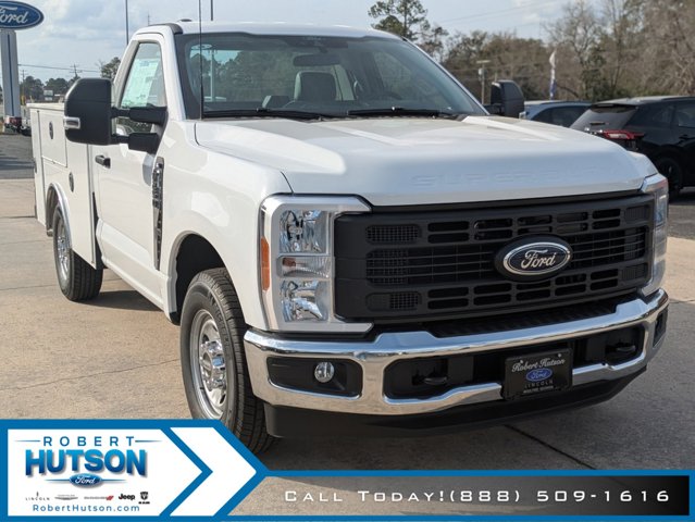 2025 Ford F-250 XL photo 4