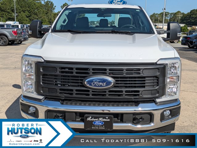 2025 Ford F-250 XL photo 3