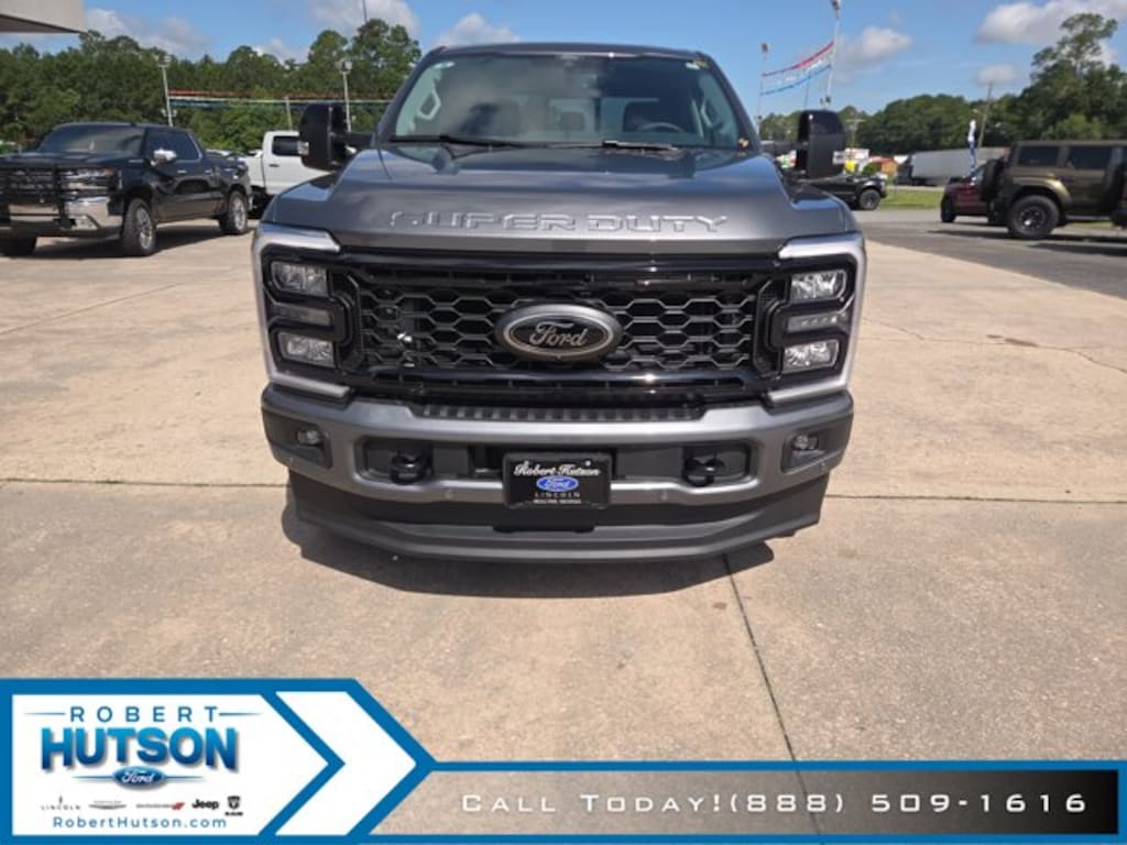 New 2026 Ford Super Duty F-250® Lariat® Truck Crew Cab