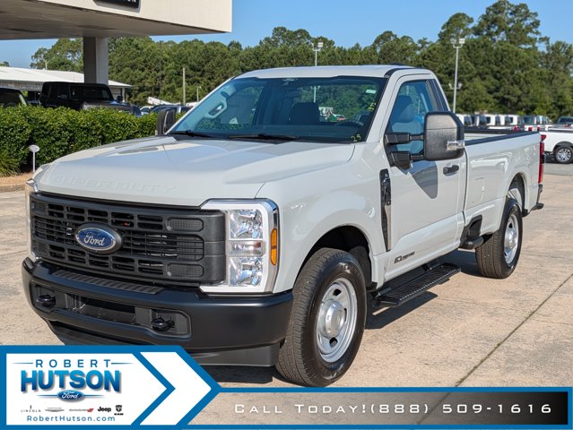 2025 Ford F-350 XL photo 3