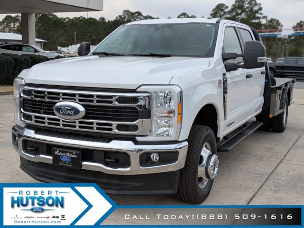 New 2025 Ford Chassis Cab F-350 XL TRUCK