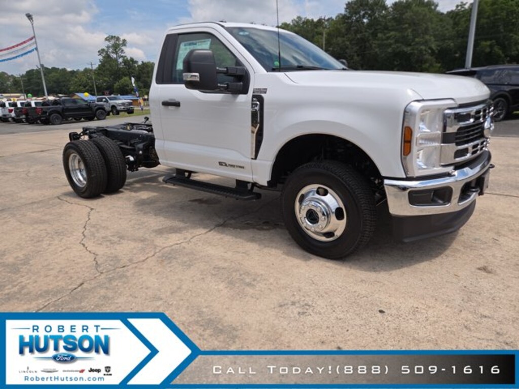 New 2026 Ford Chassis Cab F-350® XL Truck Regular Cab