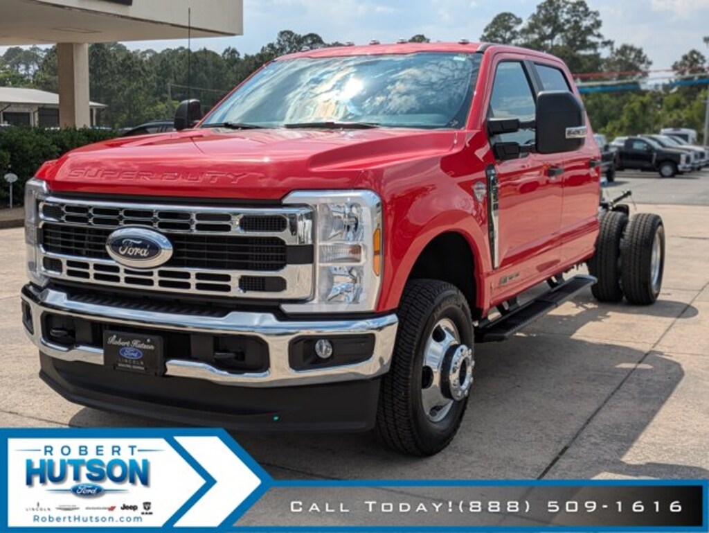 New 2026 Ford Chassis Cab F-350® XL Truck Crew Cab