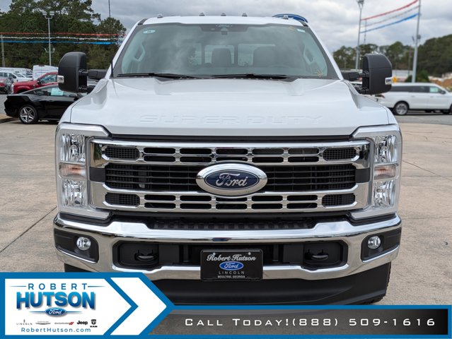 2026 Ford F-350 photo 3