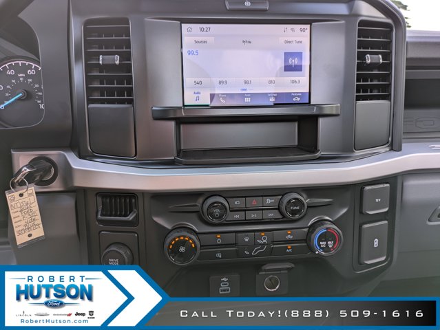 2025 Ford F-350 Super Duty XL - Photo 16