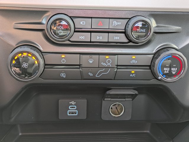 2025 Ford F-350 Super Duty XL - Photo 17