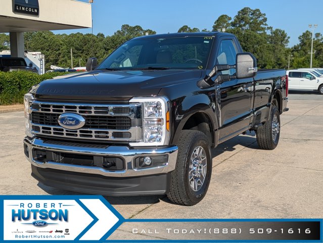 2025 Ford F-350 photo 2
