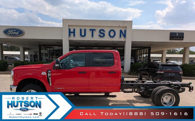  Ford Chassis Cab