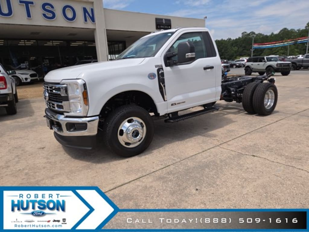 New 2026 Ford Chassis Cab F-350® XL Truck Regular Cab