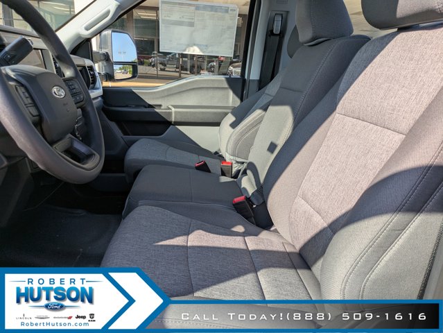 2025 Ford F-350 Super Duty XL - Photo 23