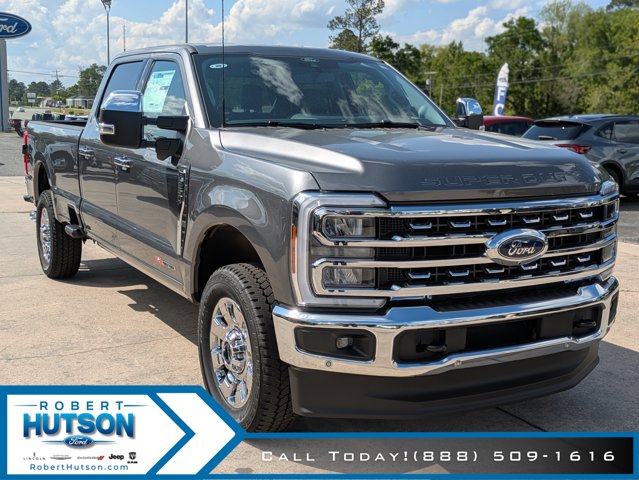 2025 Ford F-250 Lariat photo 4