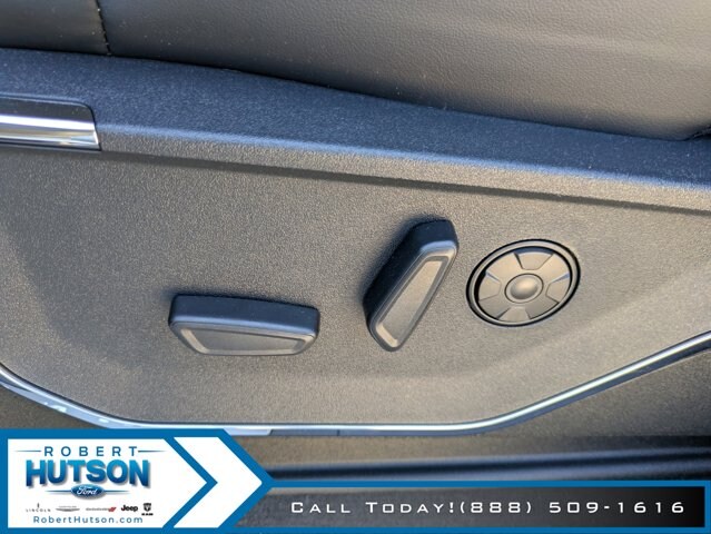 2025 Ford F-250 Super Duty Platinum - Photo 29