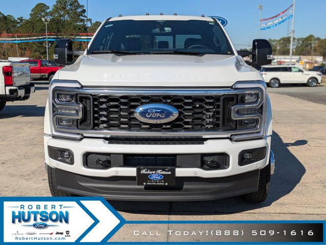 2026 Ford F-450 Platinum photo 3