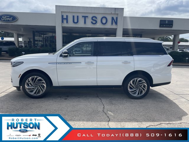 2027 Lincoln Navigator