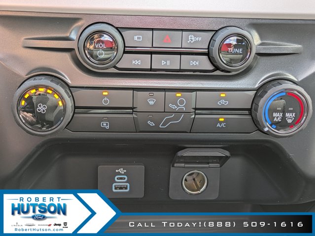 2025 Ford F-350 Super Duty XL - Photo 17