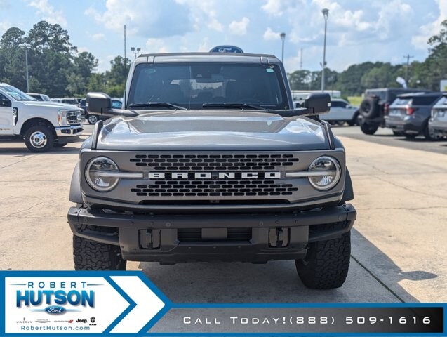 2024 Ford Bronco Badlands photo 2