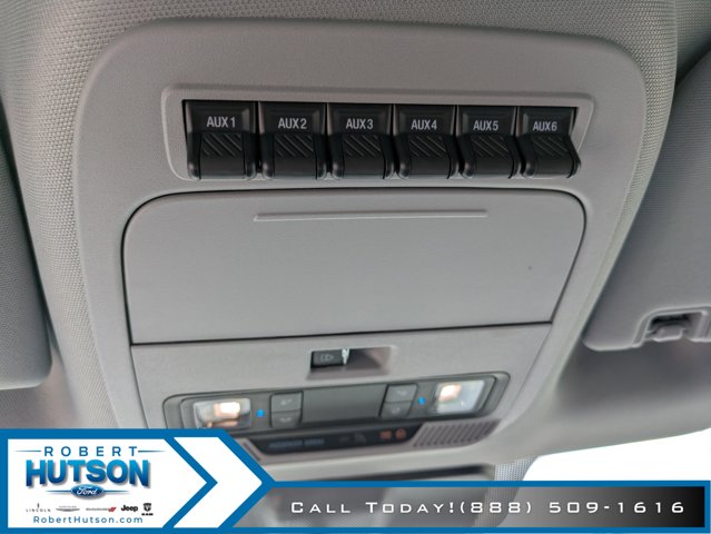 2025 Ford F-450 Super Duty Chassis Cab XL - Photo 20