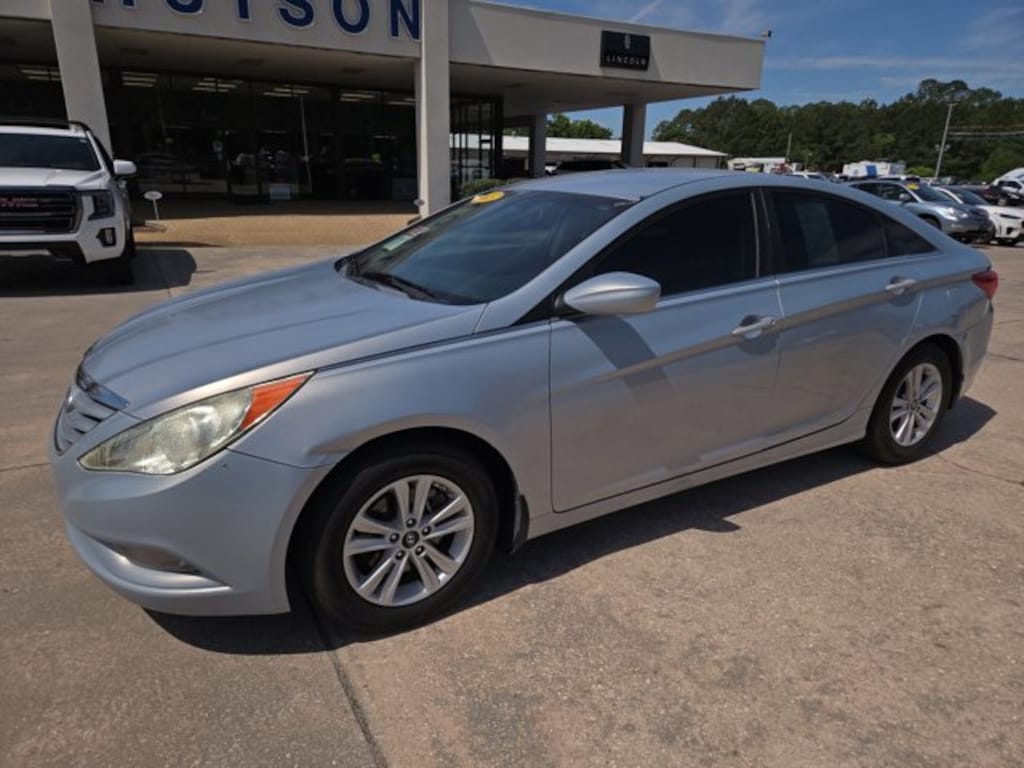 Used 2013 Hyundai Sonata GLS Sedan