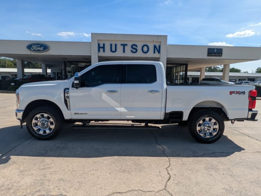 Used 2023 Ford F-350 LARIAT LARIAT 4WD Crew Cab 6.75 Box