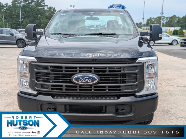 2025 Ford F-250 XL photo 4