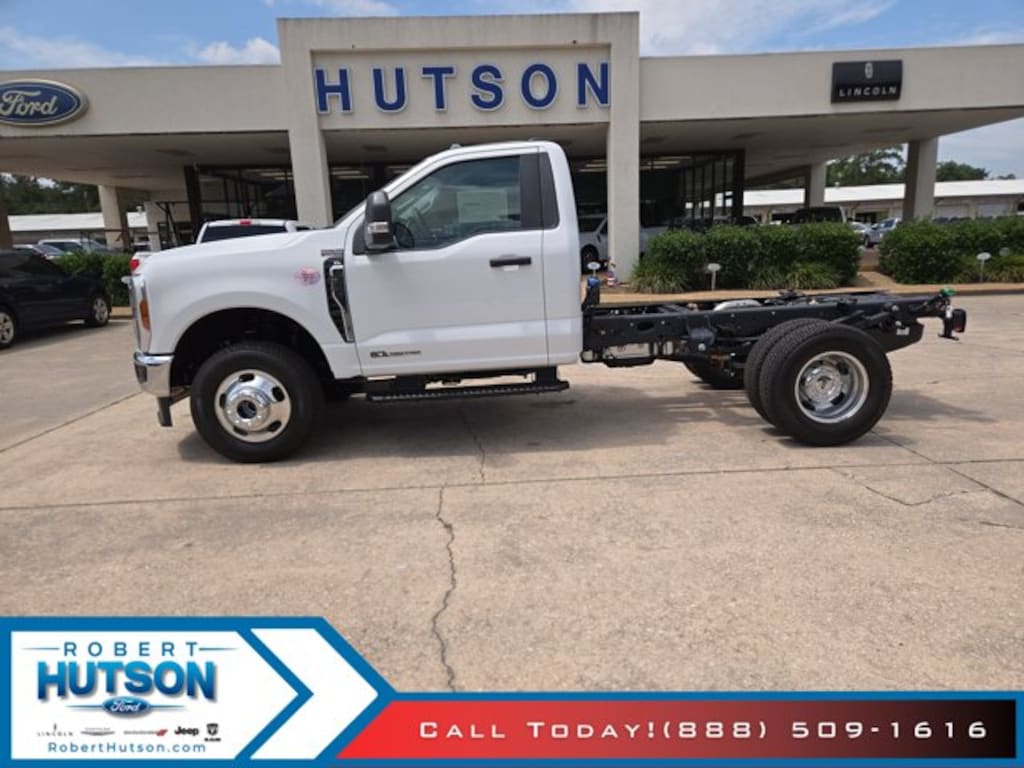 New 2026 Ford Chassis Cab F-350® XL Truck Regular Cab