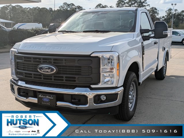 2025 Ford F-250 XL photo 2