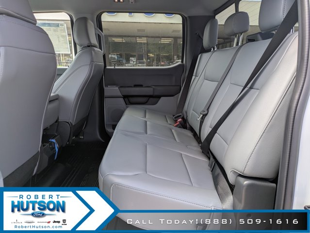 2025 Ford F-450 Super Duty Chassis Cab XL - Photo 7