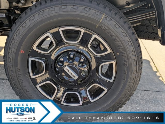 2025 Ford F-250 Super Duty Platinum - Photo 10
