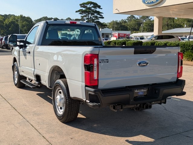 2025 Ford F-350 Super Duty XL - Photo 9