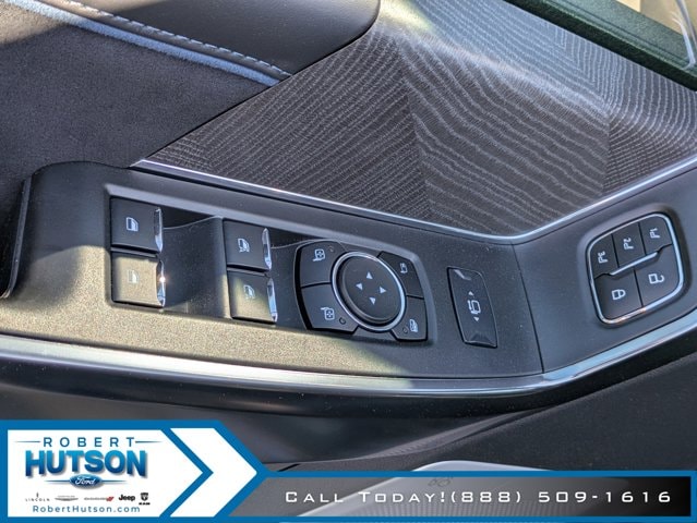 2025 Ford F-250 Super Duty Platinum - Photo 15