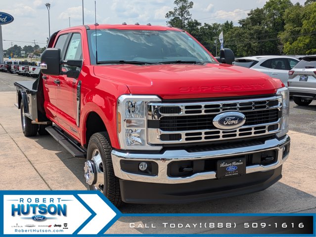 2025 Ford F-350 photo 4
