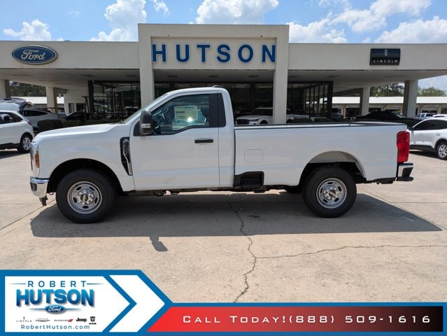 2025 Ford F-250 Super Duty XL's photo