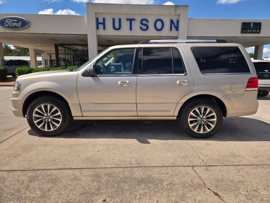 Used 2017 Lincoln Navigator Select SUV
