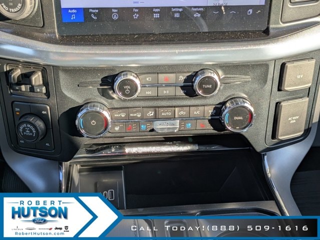 2025 Ford F-150 Lariat - Photo 19