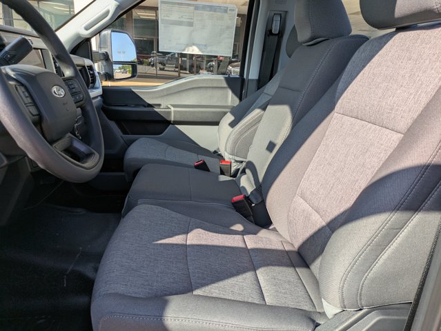 2025 Ford F-350 Super Duty XL - Photo 23