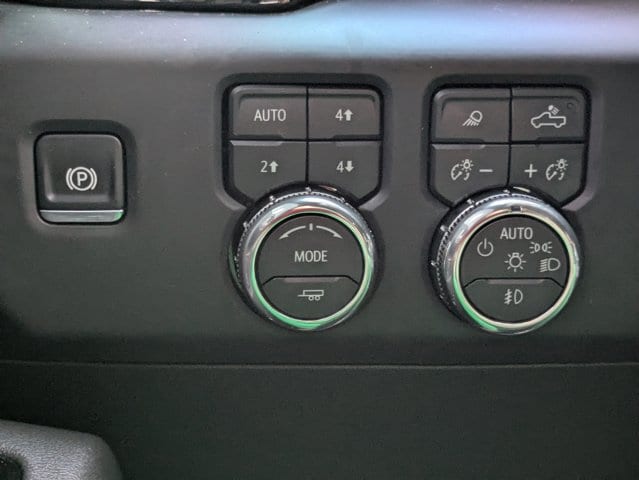2025 GMC Sierra 1500 AT4 - Photo 28