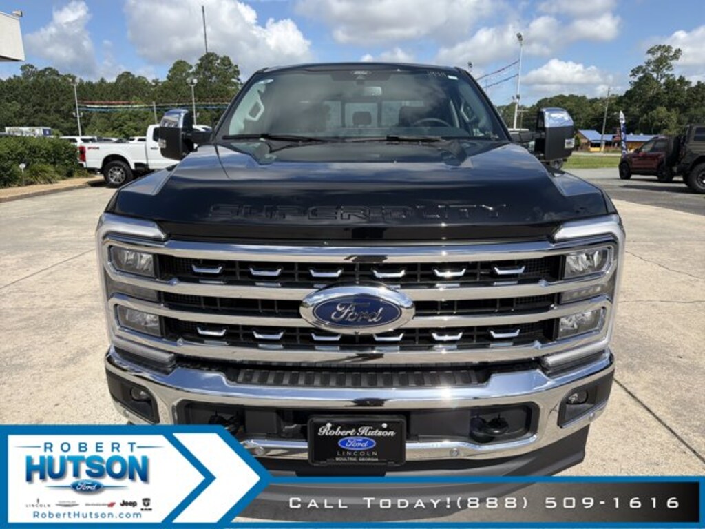 New 2026 Ford Super Duty F-250® Lariat® Truck Crew Cab