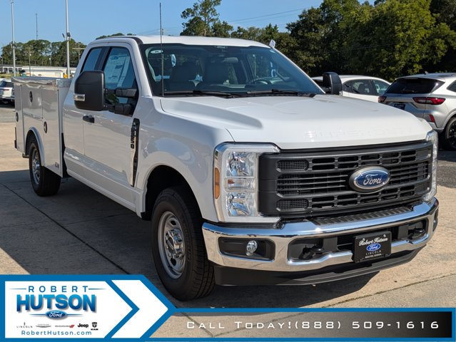 2025 Ford F-250 XL photo 4