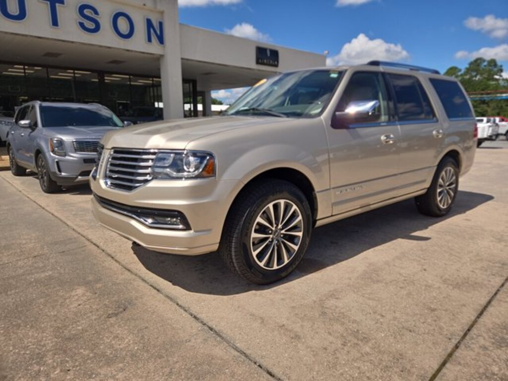 Used 2017 Lincoln Navigator Select SUV