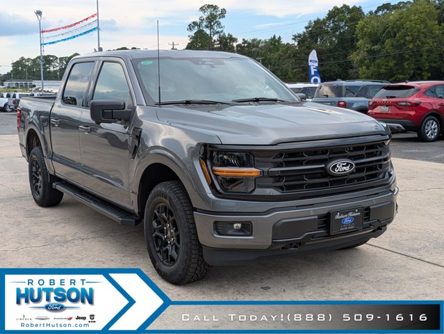 2025 Ford F-150 XLT photo 4