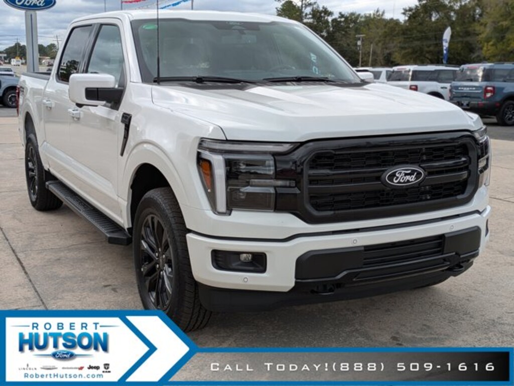 New 2025 Ford F-150 Lariat TRUCK